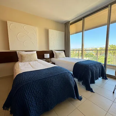 Herdade Dos Salgados - Salgados Essence ギーア