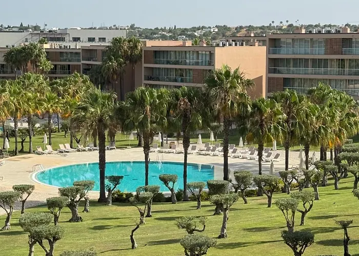 Herdade Dos Salgados - Salgados Essence